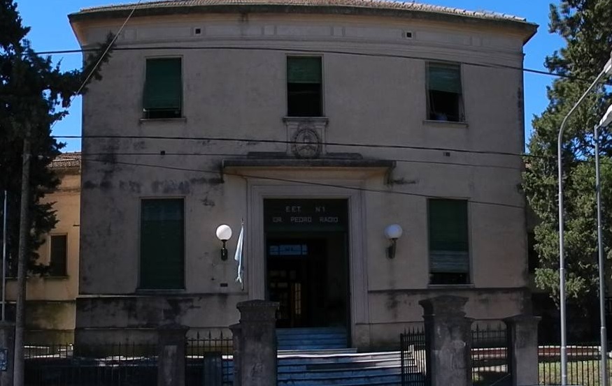 Entre R&iacute;os: Convocatoria docente en escuela t&eacute;cnica